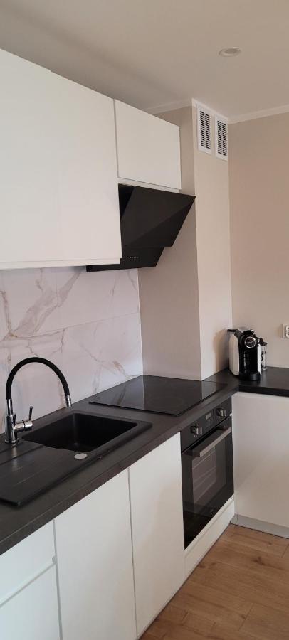Sloneczny Apartament Z Ogrodkiem Gdańsk Kültér fotó